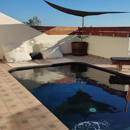 Eco Santorini Emporio (Santorini)