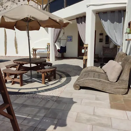 Сasa de vacaciones Eco Santorini